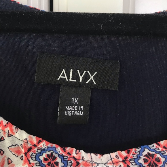 Dressy women’s layered tank - Picture 4 of 5